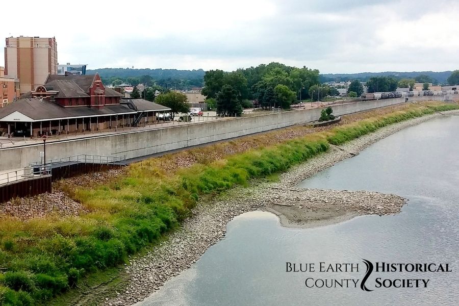 Then and Now MN River Now taken in 2017